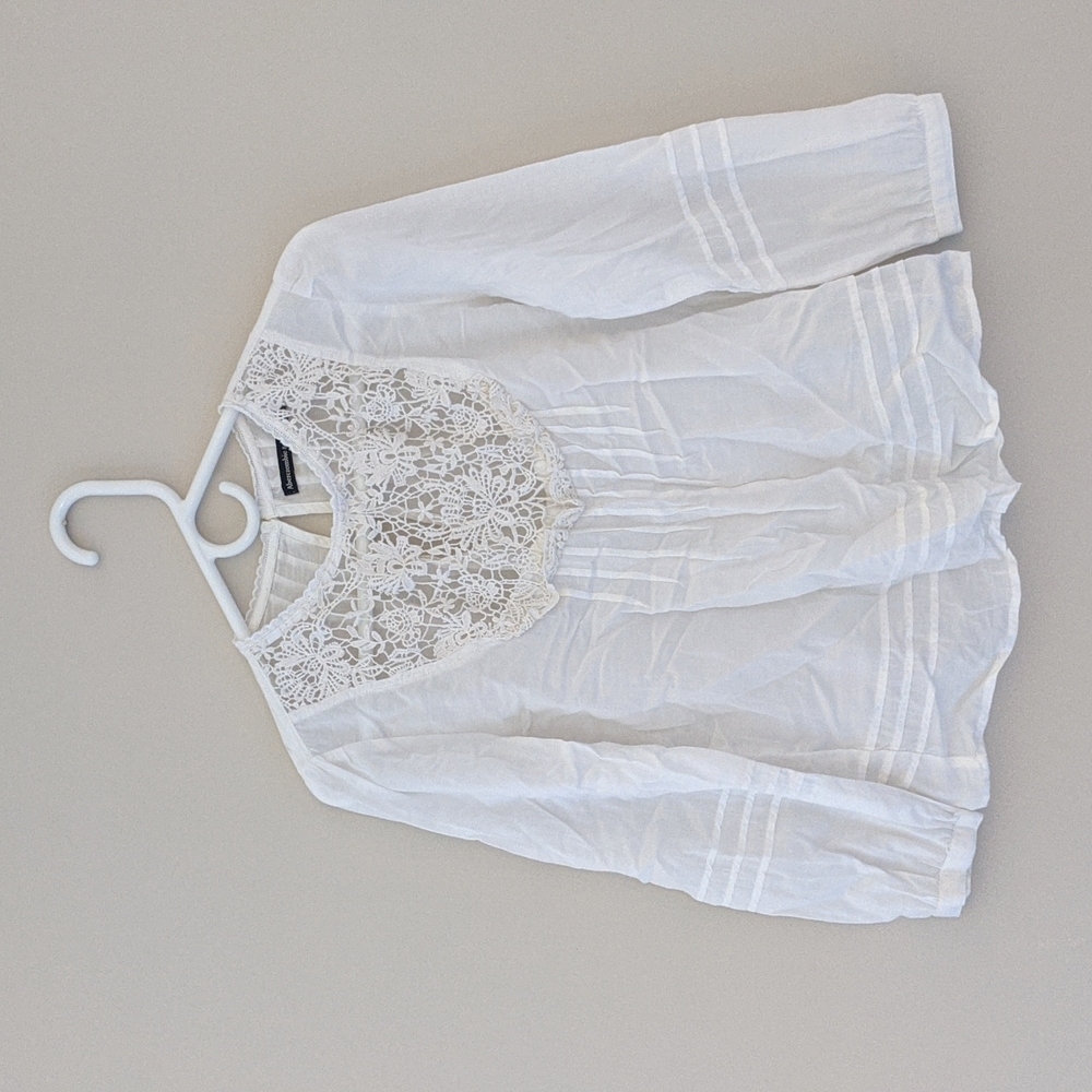 Abercrombie & Fitch White Lace Yoke Peasant Blouse